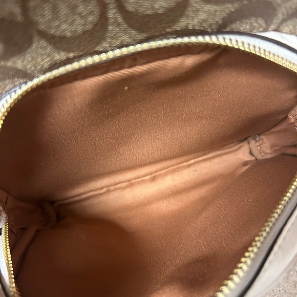 Signature canvas Coach Backpack - Picture 14 of 17